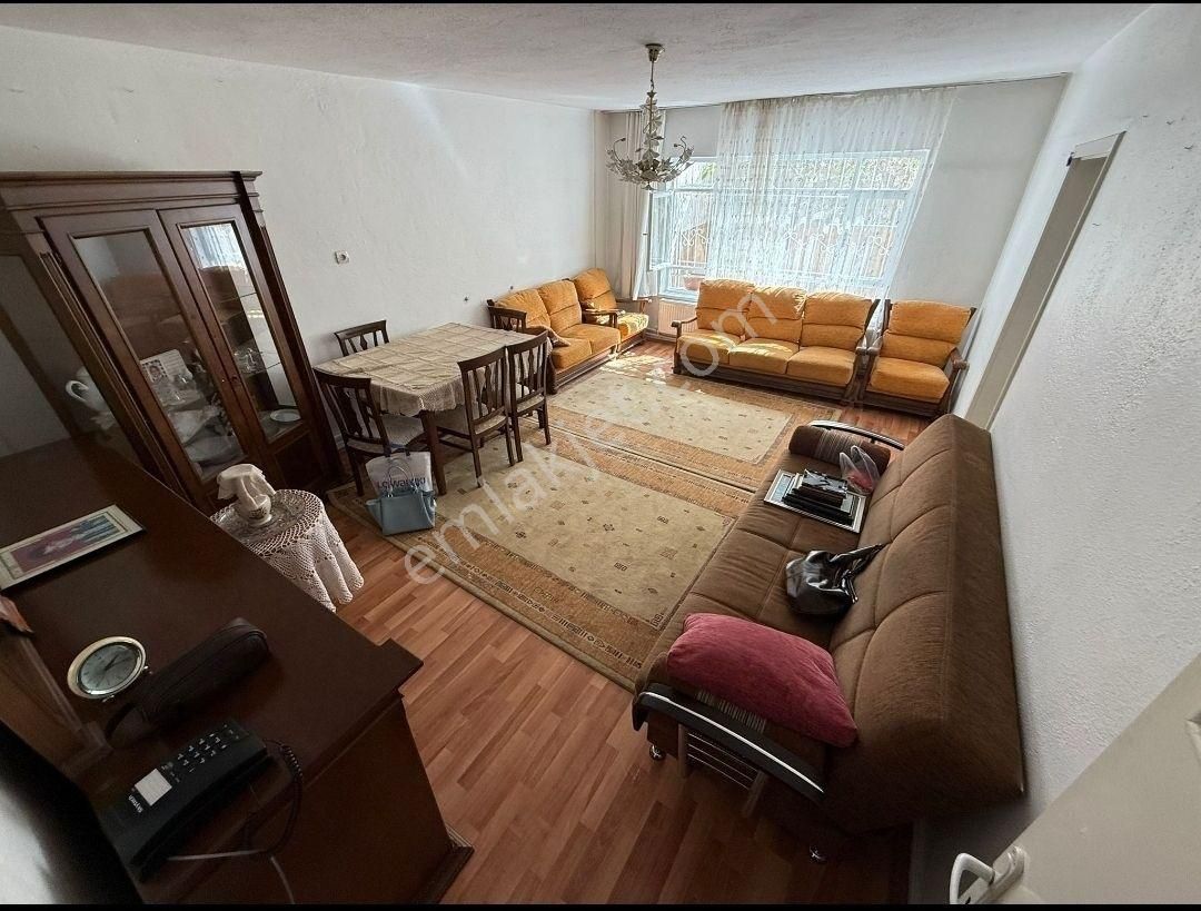 Tepebaşı Göbekte Cadde Yakını 3+1 Yüksek Giriş Fırsat Dairesi - Görsel 17