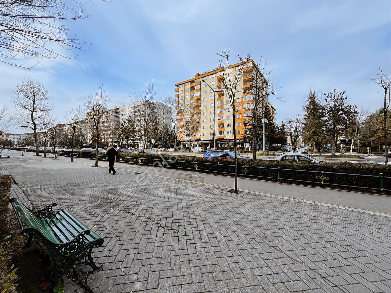 Bess'den Vişnelik'te Atatük Bulvarı Üzeri Devren Kiralık İş Yeri - Görsel 14