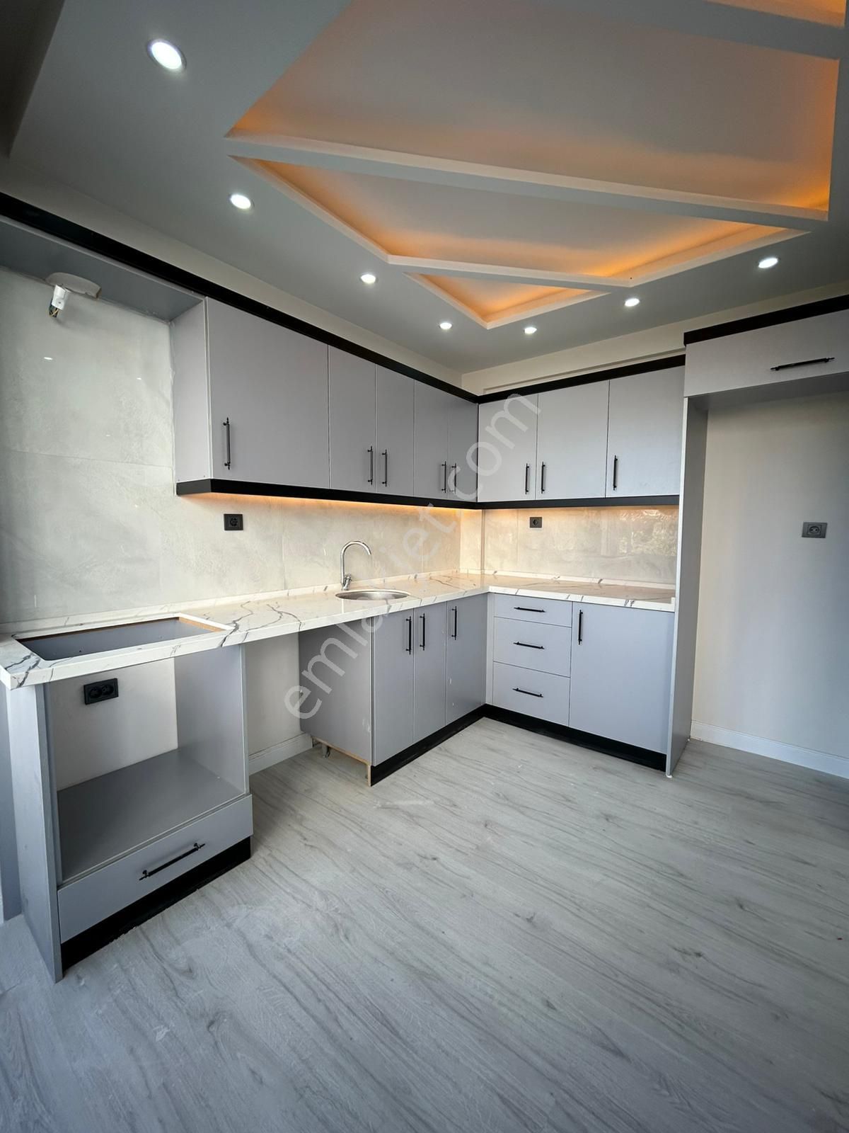 🏡 Tetik Emlaktan Nazilli Cumhuriyet Mahallesinde Satılık 3+1 Daire - Görsel 26