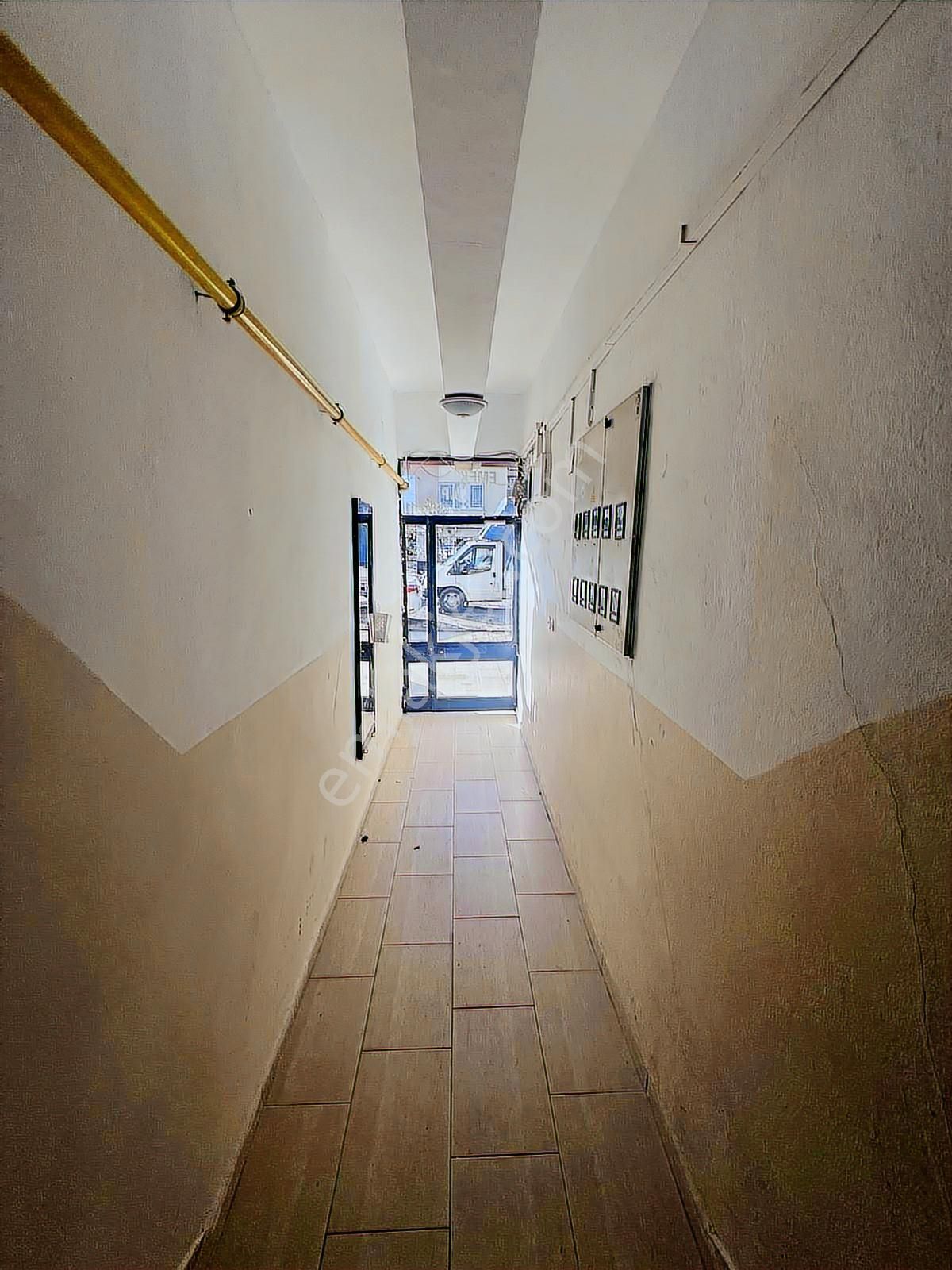 Satılık Buca Belediyesine Yürüme Mesafesinde Giriş Kat 2+1 Daire - Görsel 23