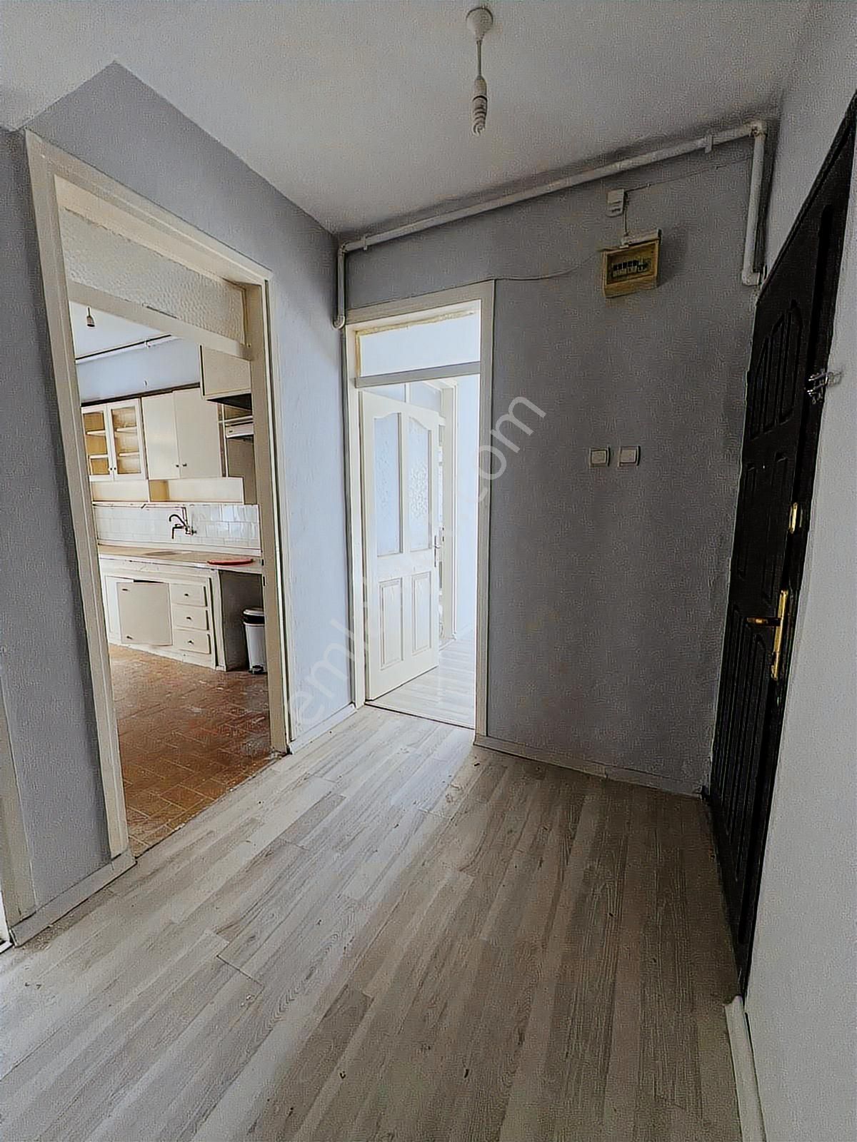 Satılık Buca Belediyesine Yürüme Mesafesinde Giriş Kat 2+1 Daire - Görsel 9