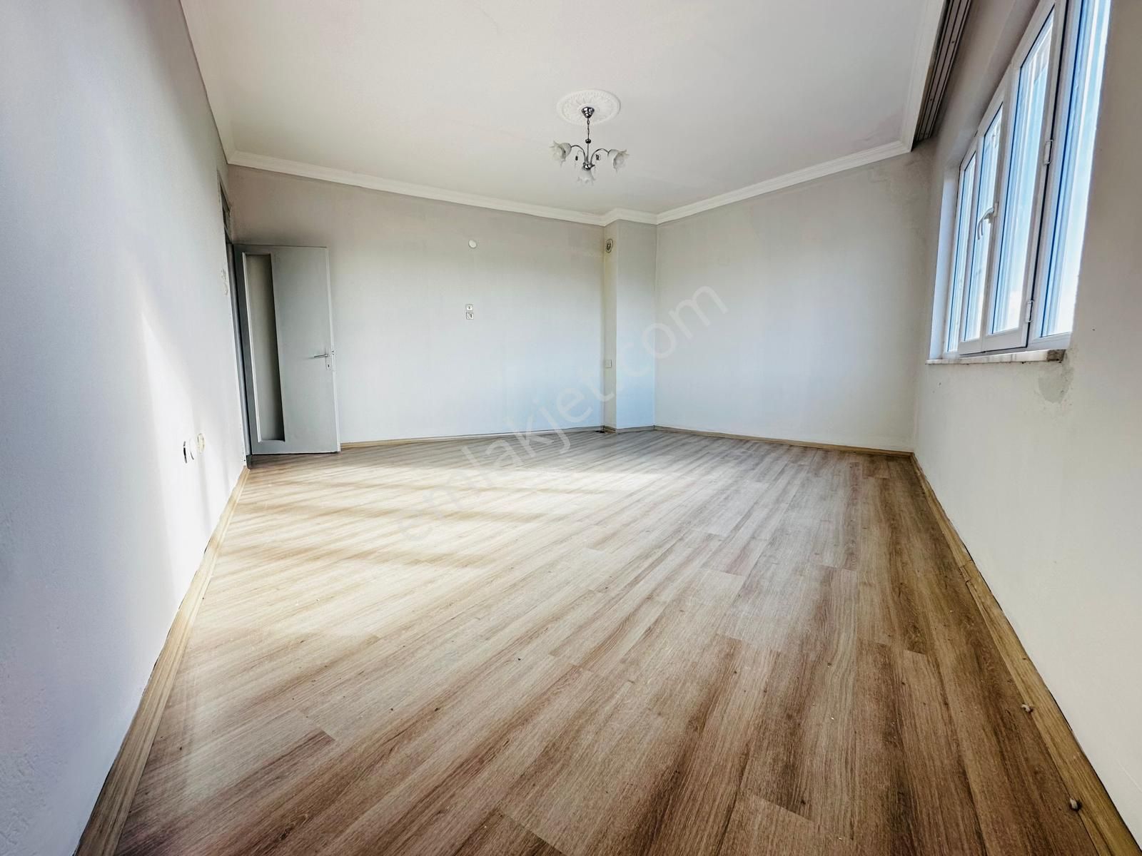 🏡 Göl-san Gayrimenkul’den 🏡 Aydoğdu Mahallesinde Cadde Üzeri Fırsat 2+1 !!! - Görsel 5