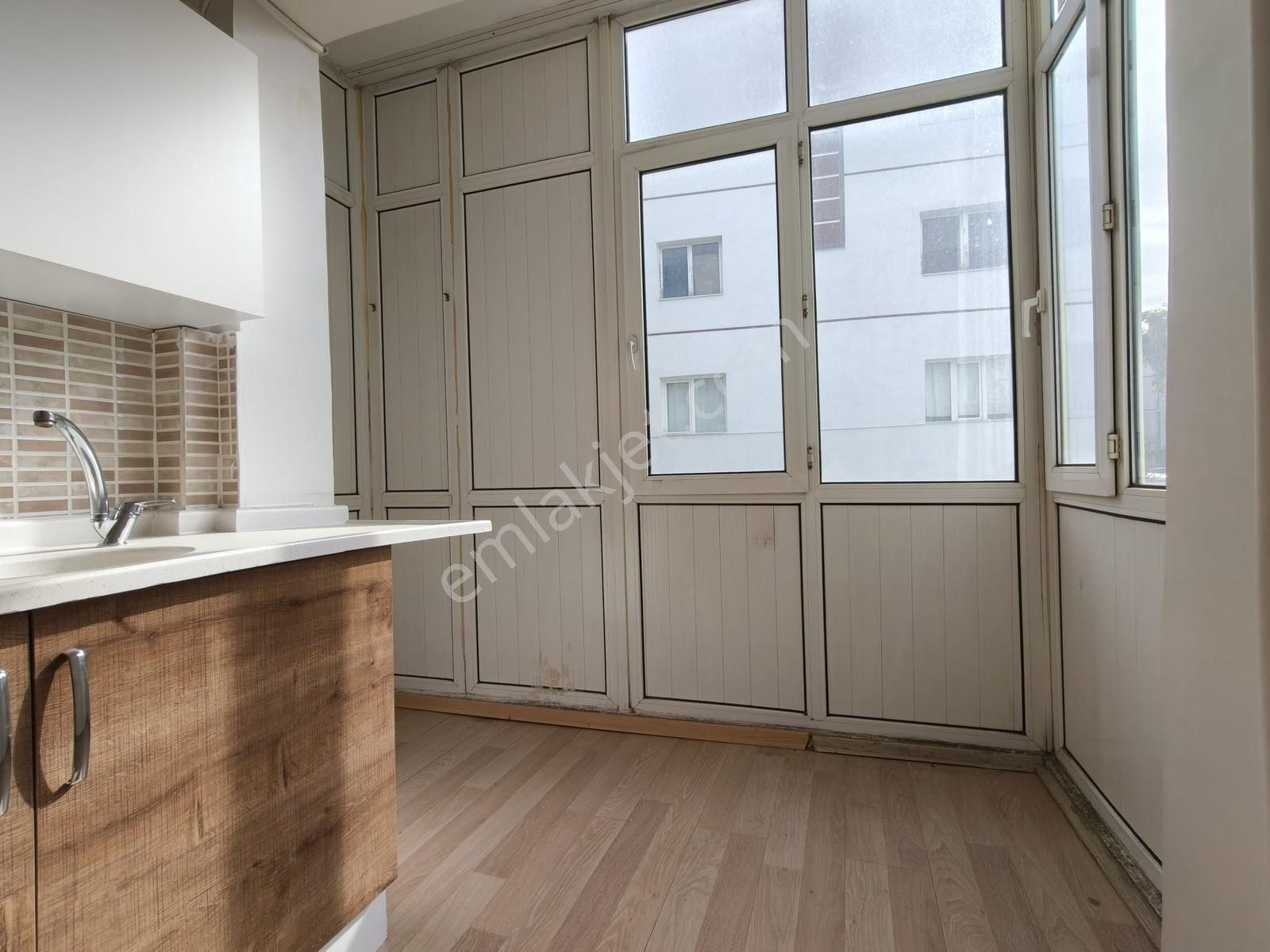 Esat/başçavuş/sok/ara/kat/3+1/140mtrk/ön/güneybatı/bağımsız/salo - Görsel 21