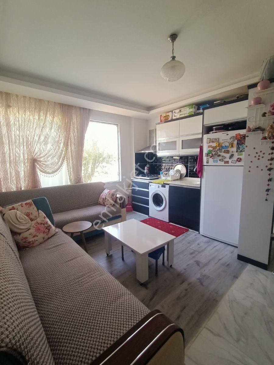 Mersin Mezitli Yeni Mahallede Satılık 1+1 Daire - Görsel 9