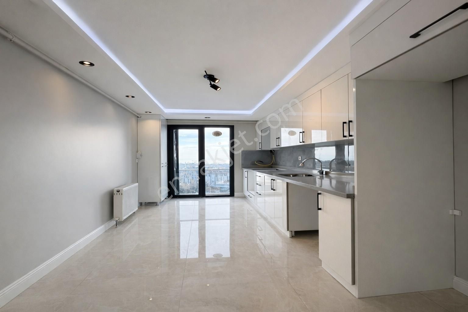 Her Odası Eşsiz Deniz Manzarasına Ayrı Açılan Tasarımlı Dubleks - Görsel 14