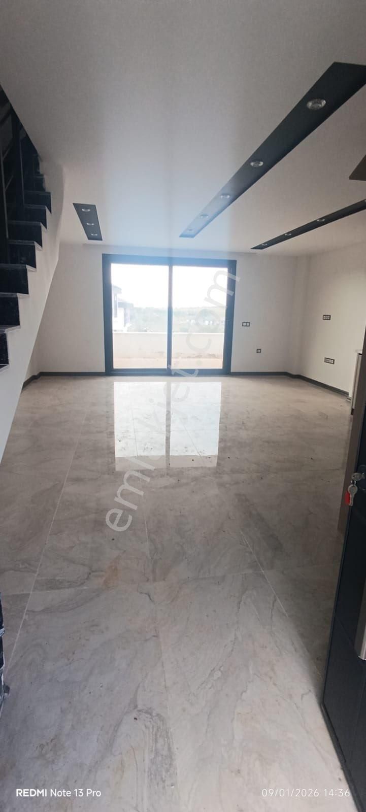 Efeler’de Deniz Manzaralı,3+1 Uygun Fiyatlı Villa - Görsel 15