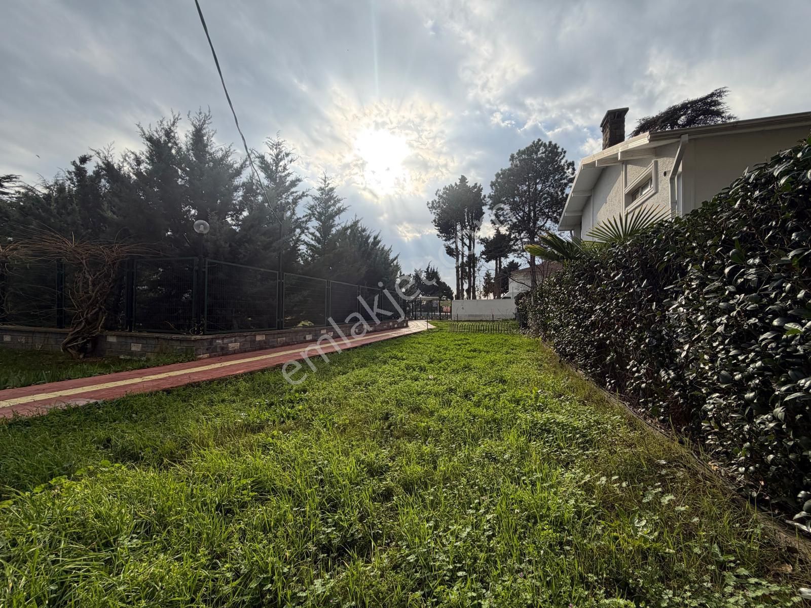 Denize Sıfır Sitede-lüks Eşyalı Yeni Trıpleks Villa - Görsel 35