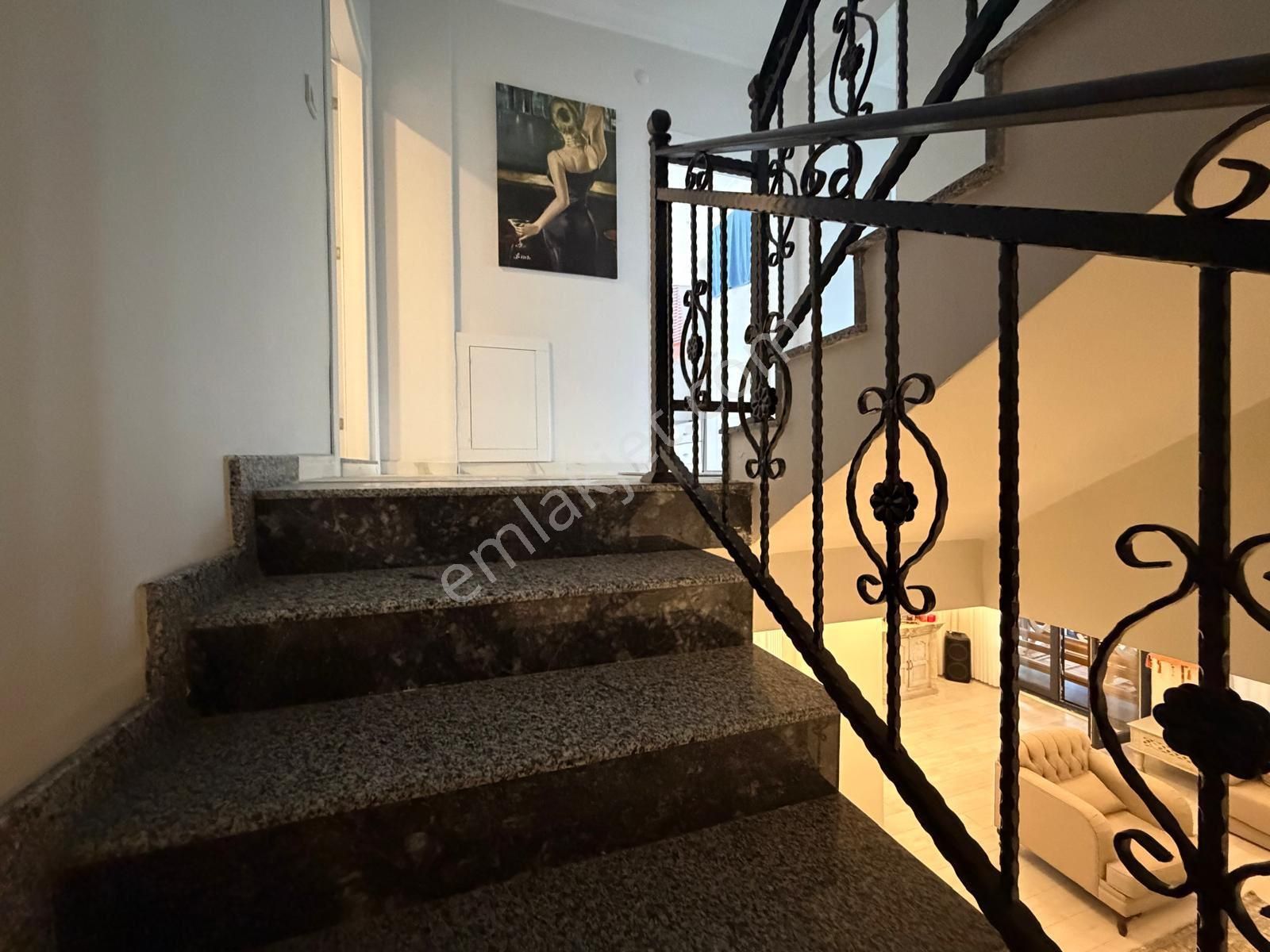 Denize Sıfır Sitede-lüks Eşyalı Yeni Trıpleks Villa - Görsel 21