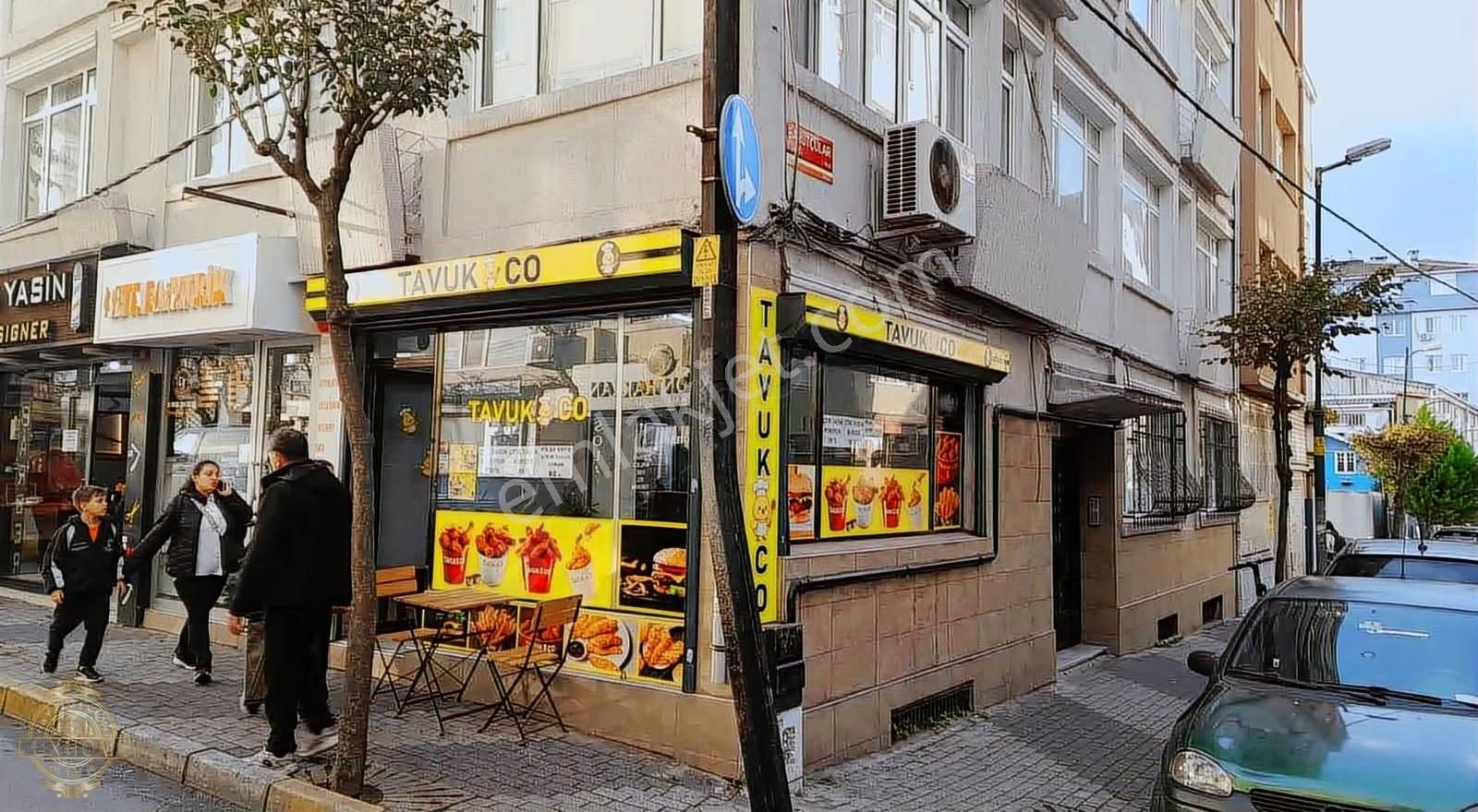 Feriköy Bomonti Yolu Üzerinde Köşe Fırsat Kiralık Dükkan