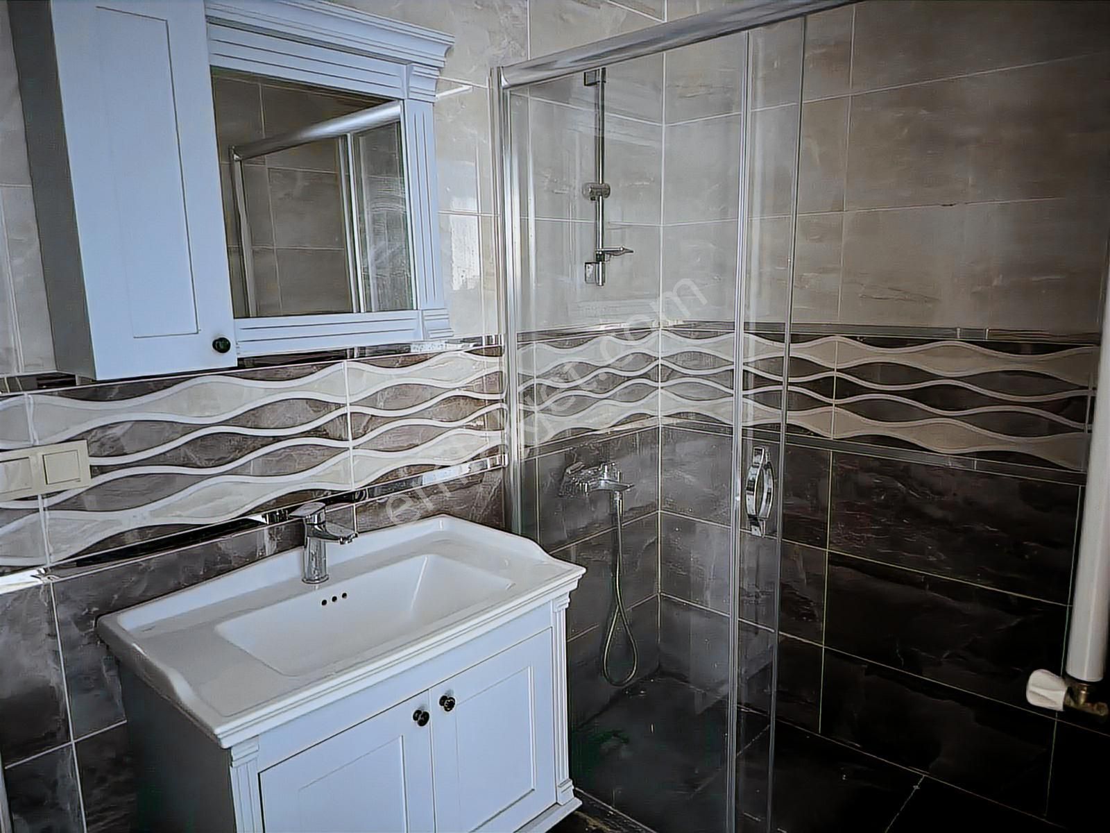 Bahçelievler Öğretmenevi Yanı Yeni Bina 3+1 100 M2 Teraslı Daire - Görsel 4