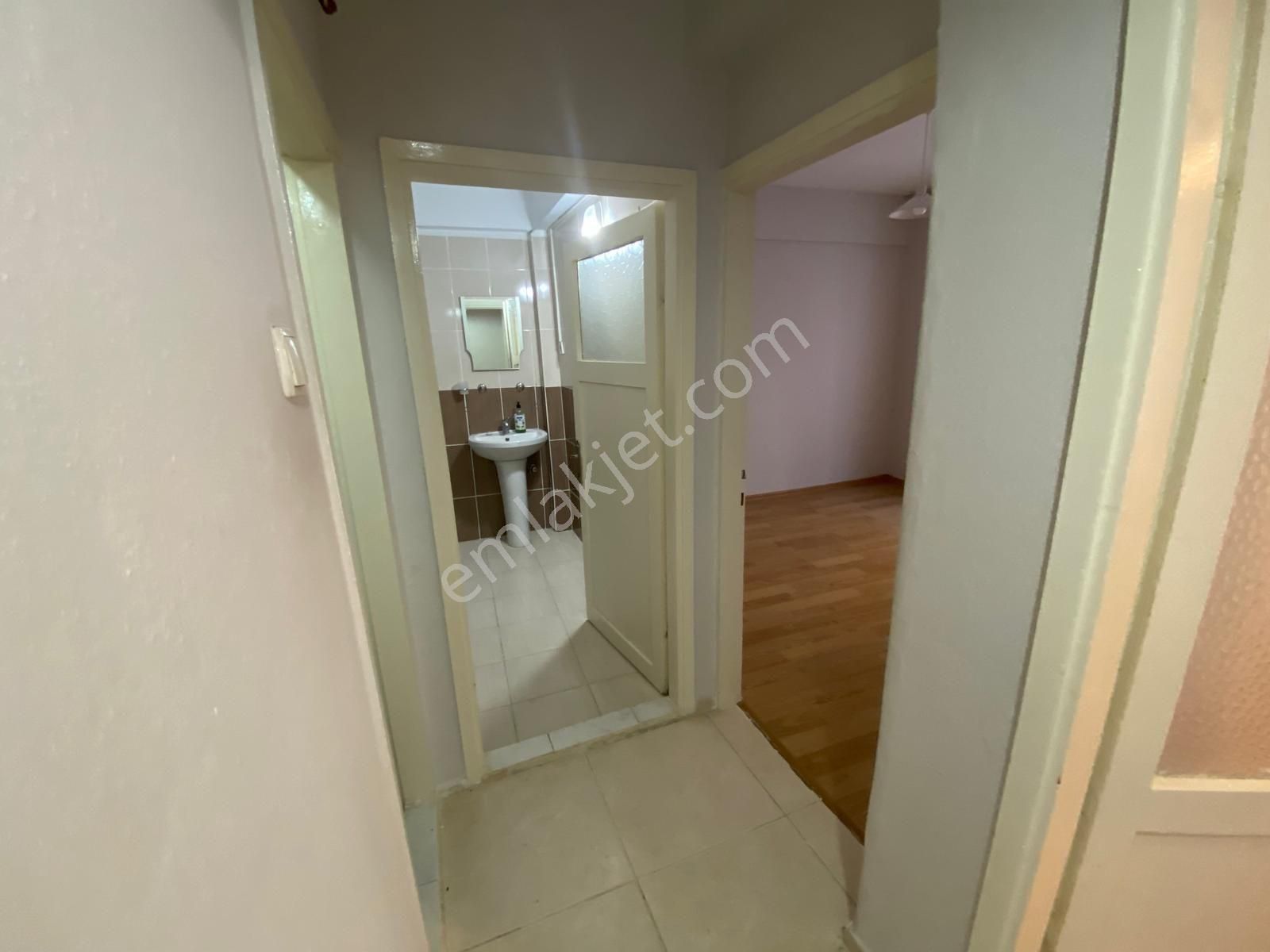 İzmir Balçova Onur Mah 2+1 Merkezi Yerde Avm Metro - Görsel 9