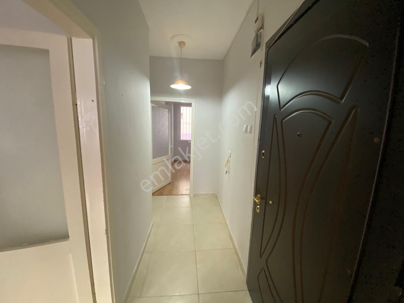 İzmir Balçova Onur Mah 2+1 Merkezi Yerde Avm Metro - Görsel 6