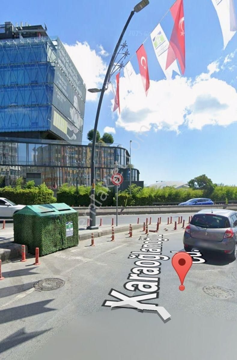 Azmir'den Satılık 93 M2 2+1 Daire