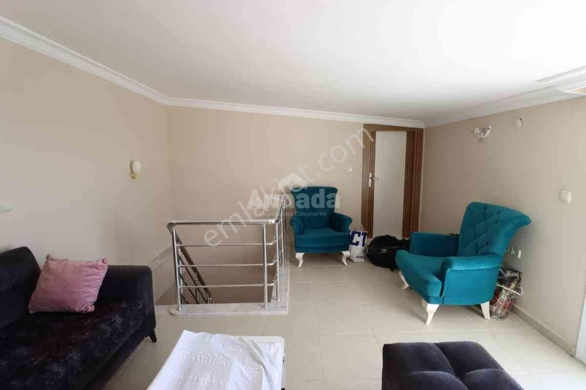 Kuşadası Değirmendere'de Deniz Manzaralı 3+1 Çatı Dubleks - Görsel 16