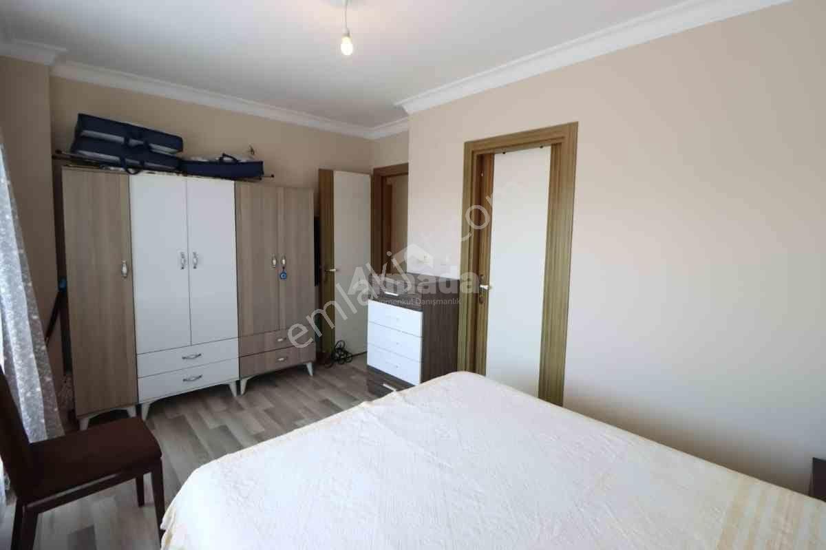 Kuşadası Değirmendere'de Deniz Manzaralı 3+1 Çatı Dubleks - Görsel 12