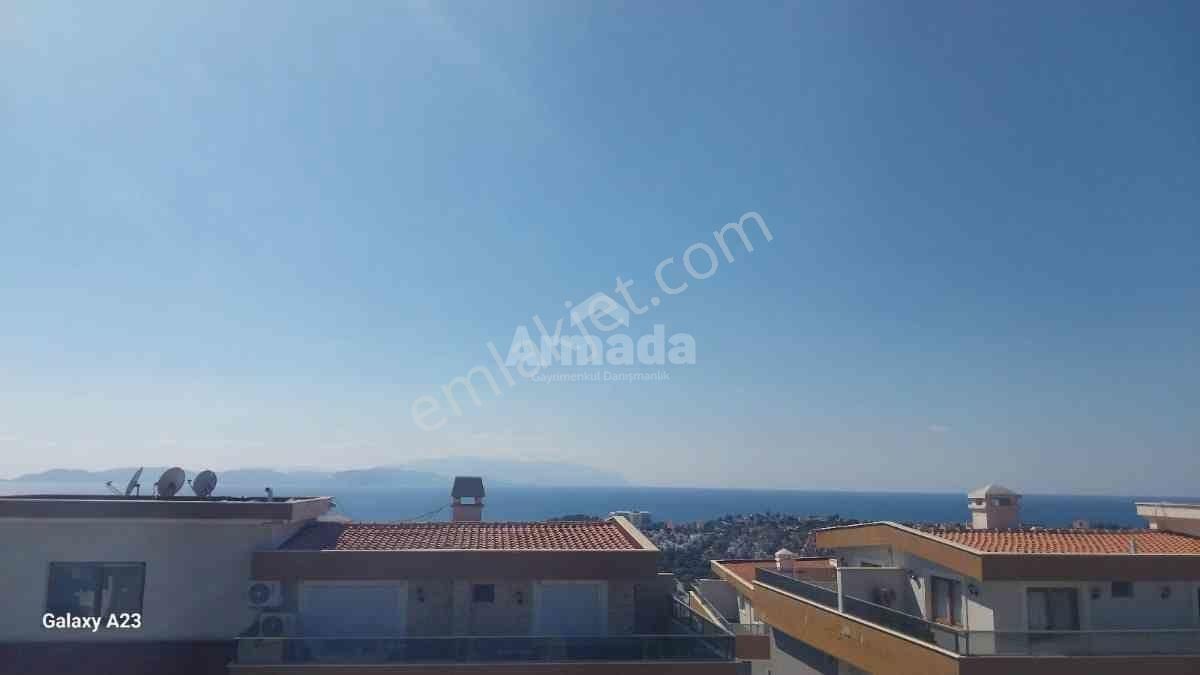 Kuşadası Değirmendere'de Deniz Manzaralı 3+1 Çatı Dubleks - Görsel 18