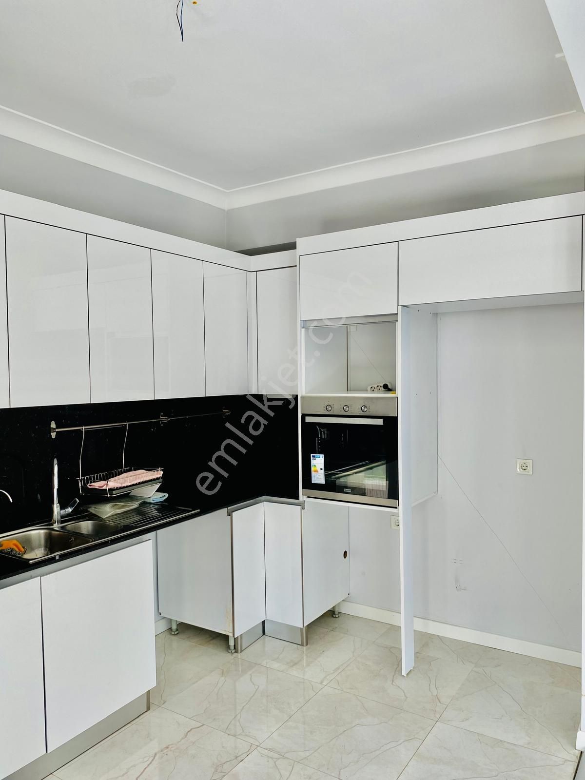 Tuzla Postane Mahallesi Harika(!) Bahçe Katı.. - Görsel 17