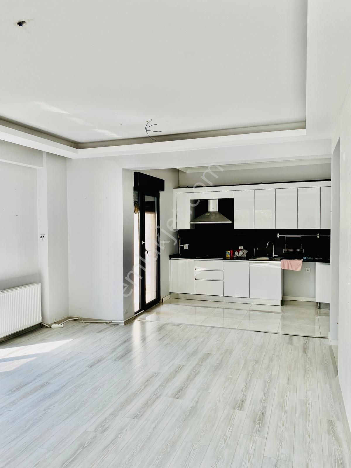 Tuzla Postane Mahallesi Harika(!) Bahçe Katı.. - Görsel 18