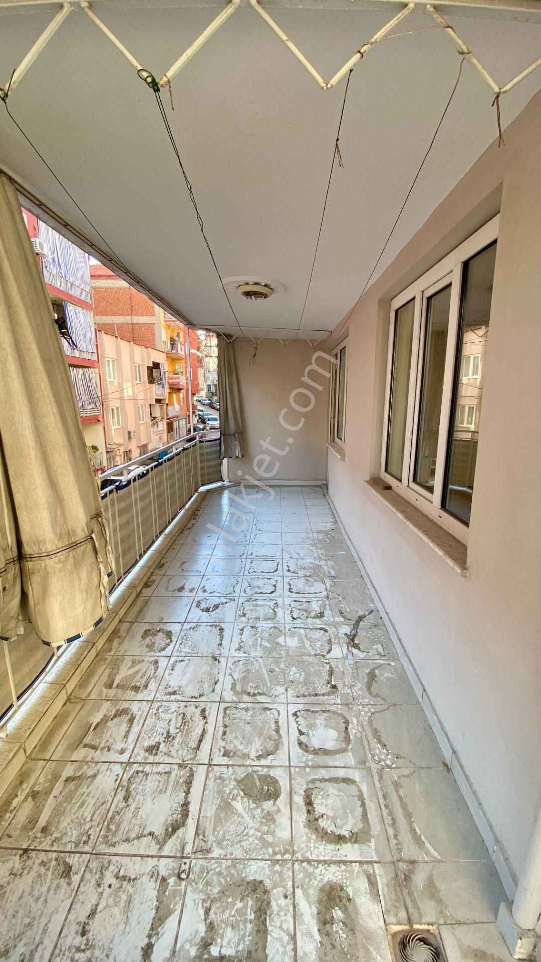 173m² Geniş 3+1 Hacıkaplanlar 3 Cephe 3 Balkon Arakat Köşe Daire - Görsel 4