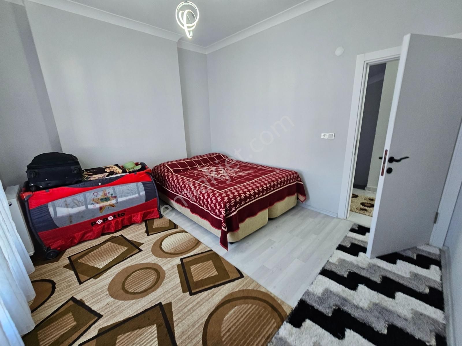 Deniz'den 5+1 Köşe Parsel, Müstakil Havuzlu, Geniş Bahçeli Villa - Görsel 12