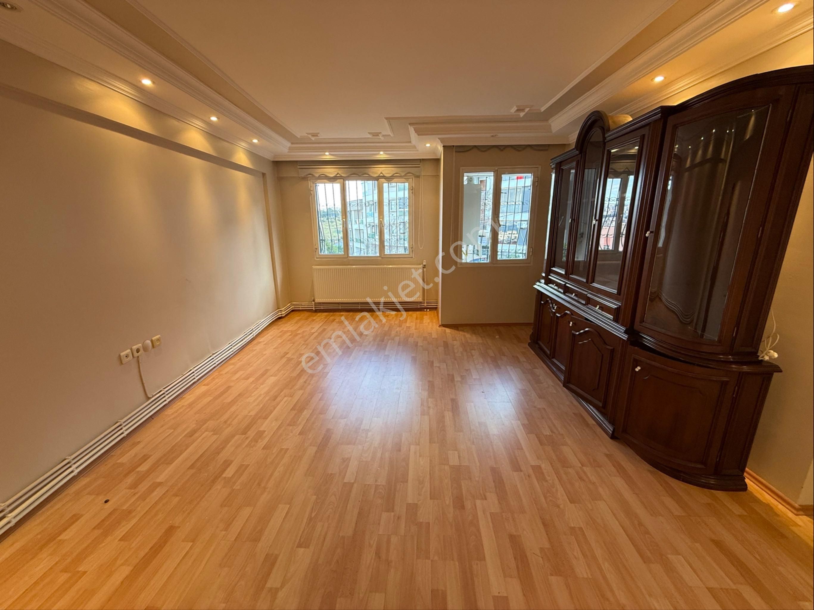 Poligon Yakını Kapalı Mutfak Ara Kat 3+1 Satılık Daire ! - Görsel 3