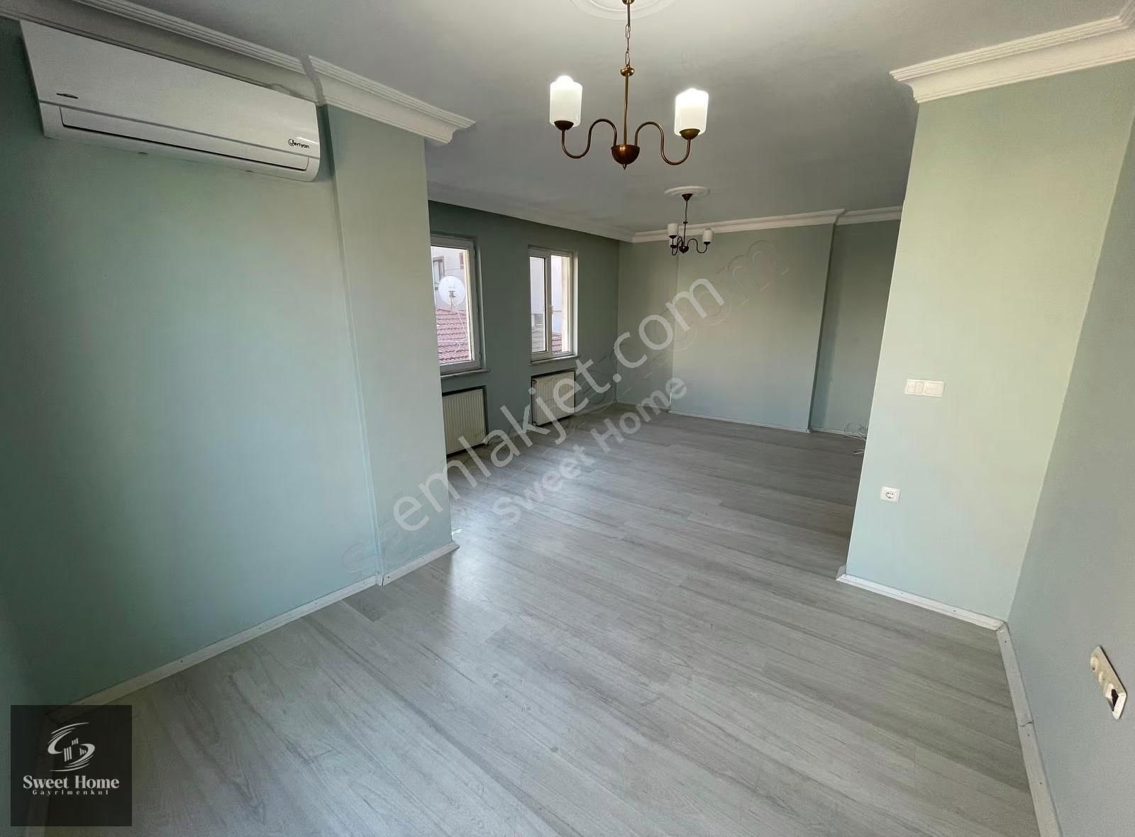 Siyavuşpaşa Caddesi'nde Merkezi Konumda 3+2 Dubleks Daire - Görsel 23