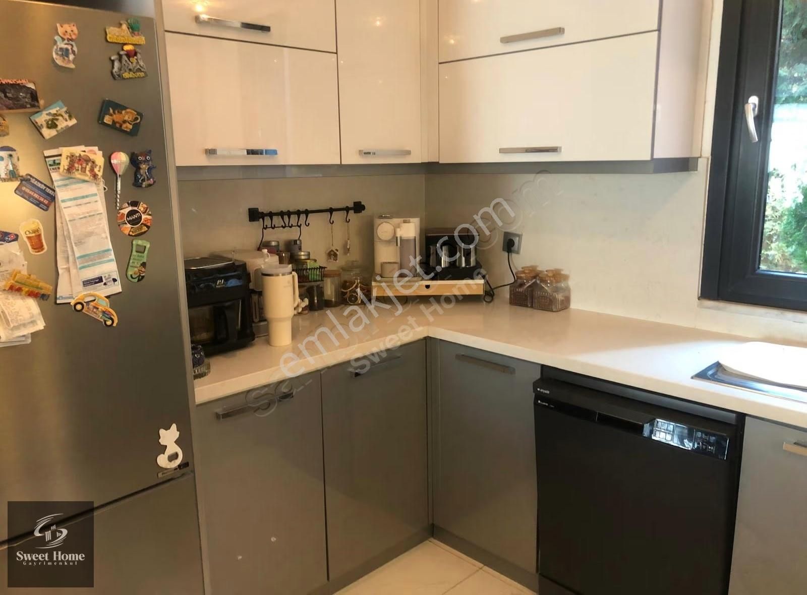 Bahçeşehir Boğazköy'de Alara Konaklarında 5+2 Satılık Villa - Görsel 4