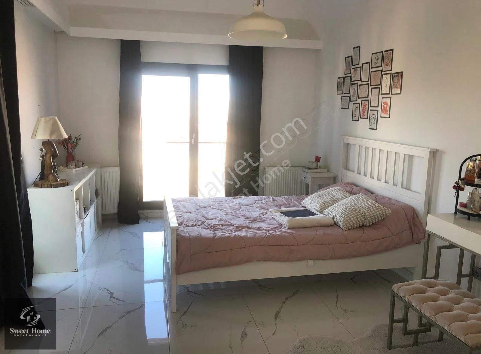 Bahçeşehir Boğazköy'de Alara Konaklarında 5+2 Satılık Villa - Görsel 8