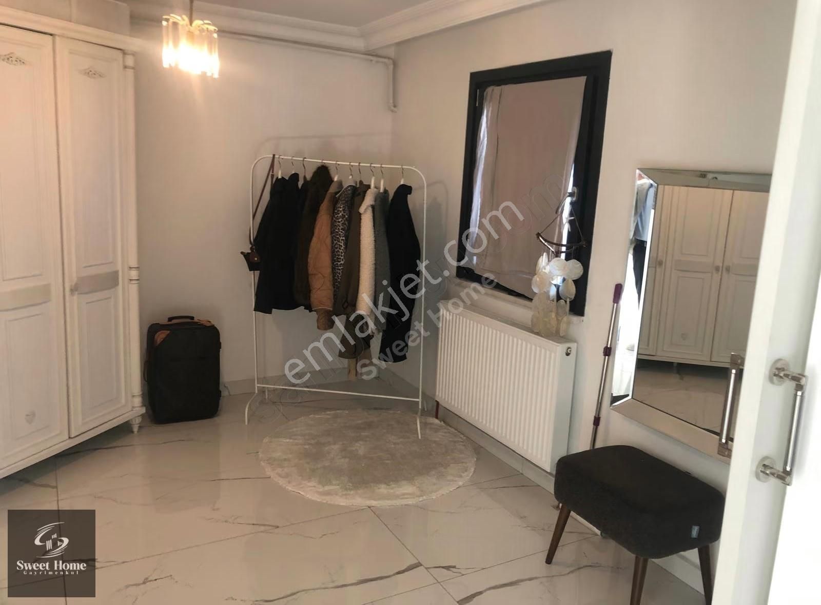 Bahçeşehir Boğazköy'de Alara Konaklarında 5+2 Satılık Villa - Görsel 30