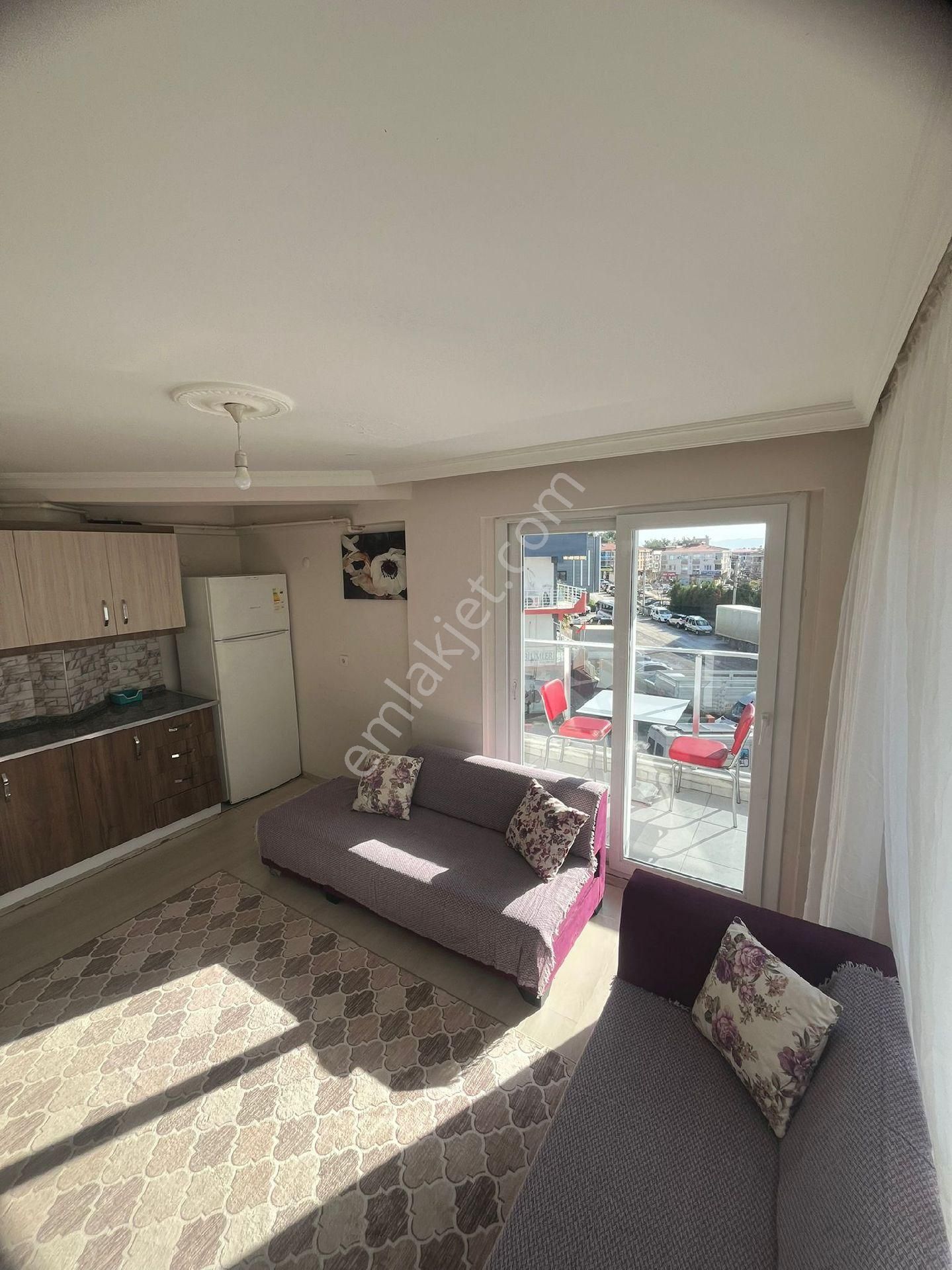 Ayrancılar Staremlaktan Hastane Yakını Kiralık Eṣyalı 1+1daire - Görsel 3