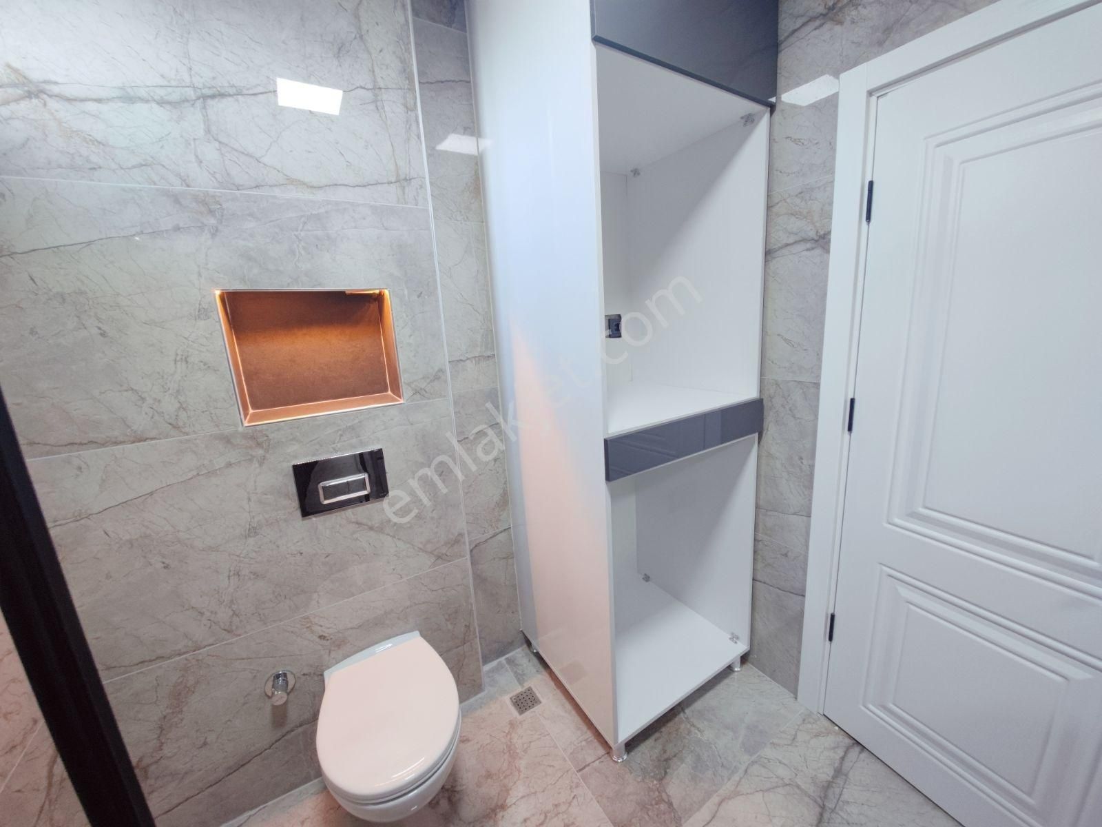 Cemilmeriç Cad Yakin Tek Daire Üzerine 2+1 90m2 Lüks Sıfır Daire - Görsel 3