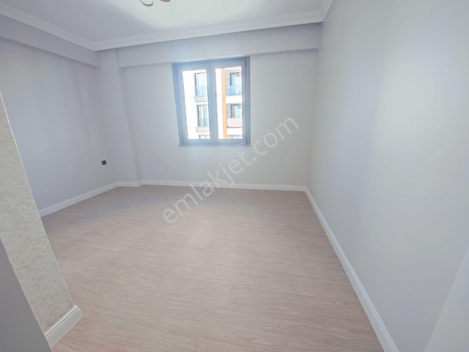 Cemilmeriç Cad Yakin Tek Daire Üzerine 2+1 90m2 Lüks Sıfır Daire - Görsel 25