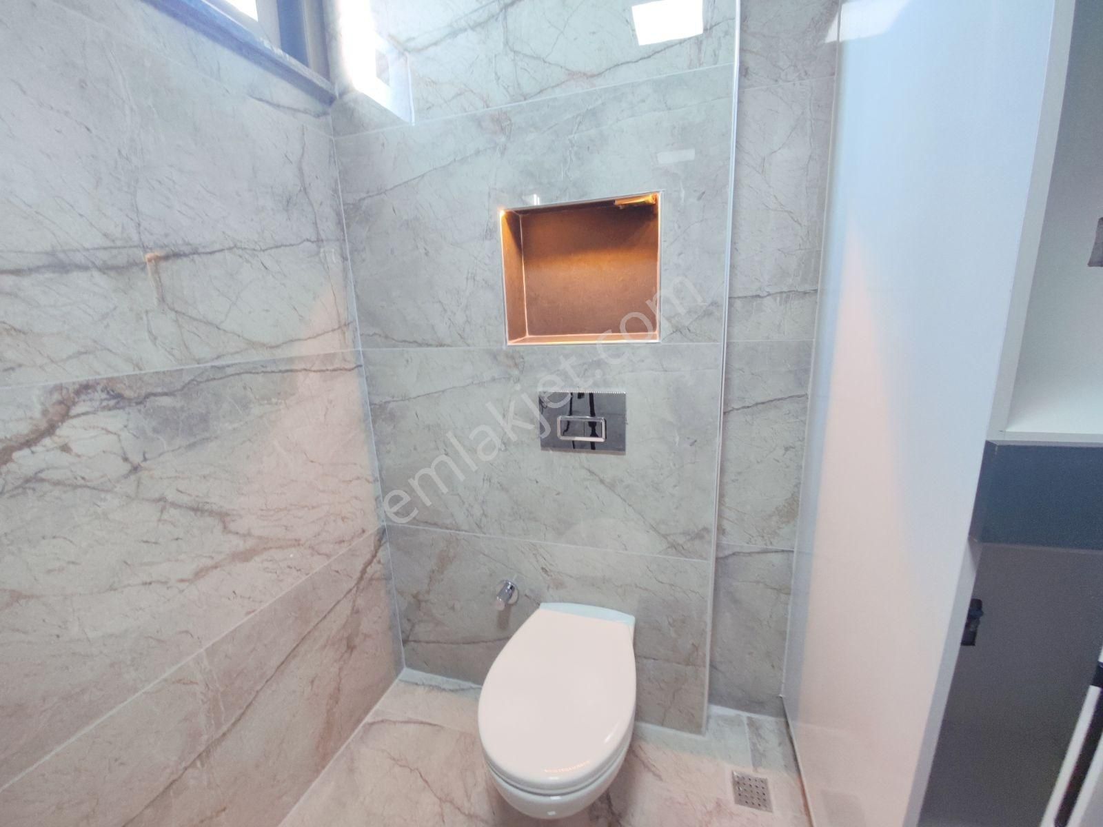Cemilmeriç Cad Yakin Tek Daire Üzerine 2+1 90m2 Lüks Sıfır Daire - Görsel 22