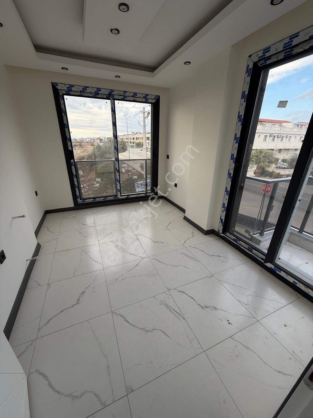 Efeler’de Tam Müstakil, Denize Yakın Merkezi Konum Villa - Görsel 7