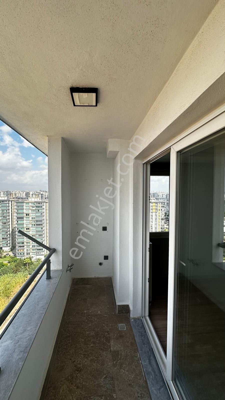 Gürselpaşada Akıllı Ev Sistemli Full Donatılı 4+1 Kiralık Daire - Görsel 24