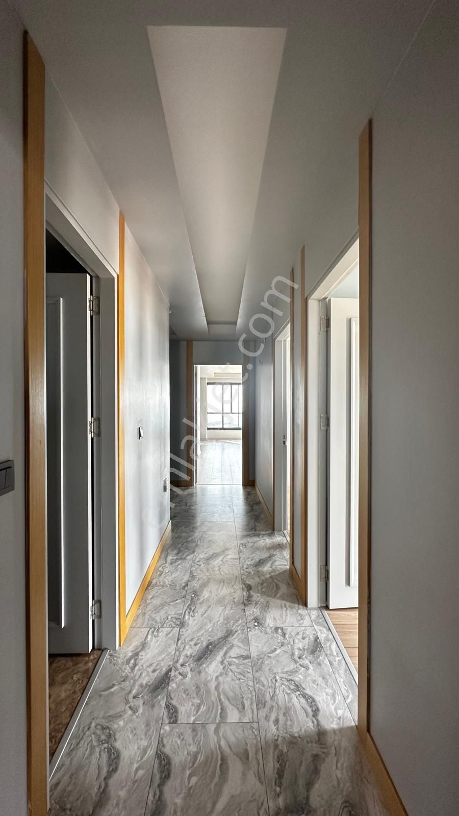 Gürselpaşada Akıllı Ev Sistemli Full Donatılı 4+1 Kiralık Daire - Görsel 28