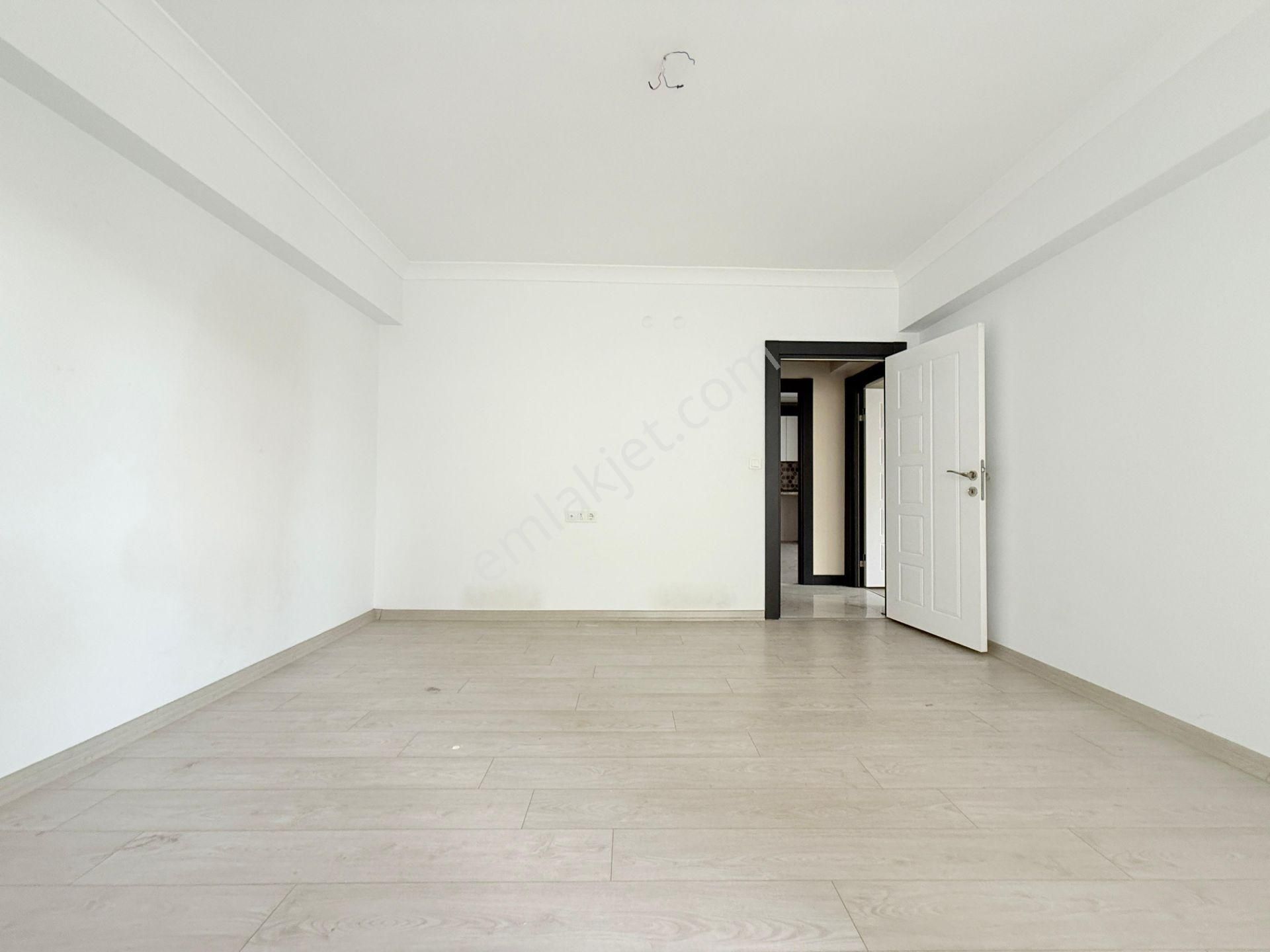 Yıldız'dan Konum Harikası Ara Kat Geniş Cam Balkon Masrafsız 3+1 - Görsel 19