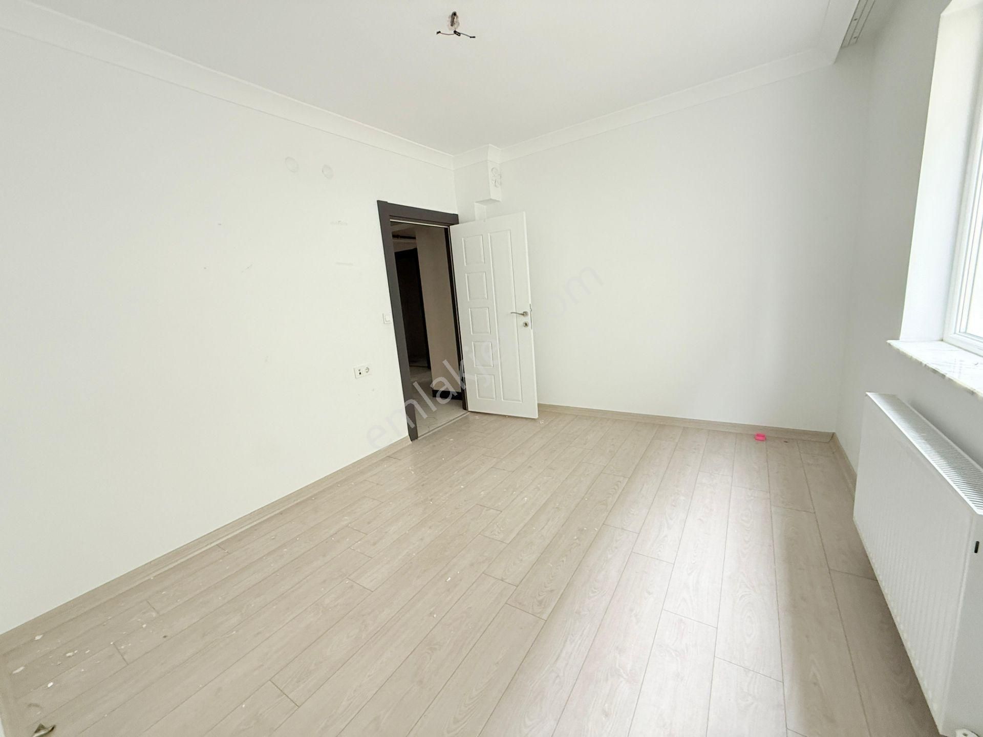 Yıldız'dan Konum Harikası Ara Kat Geniş Cam Balkon Masrafsız 3+1 - Görsel 28