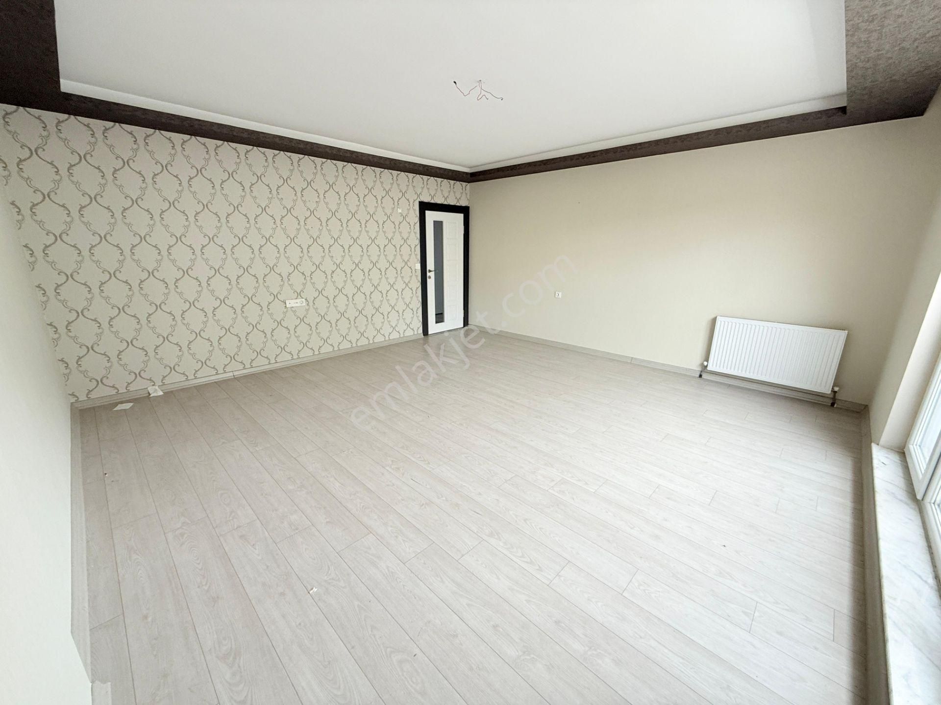 Yıldız'dan Konum Harikası Ara Kat Geniş Cam Balkon Masrafsız 3+1 - Görsel 15