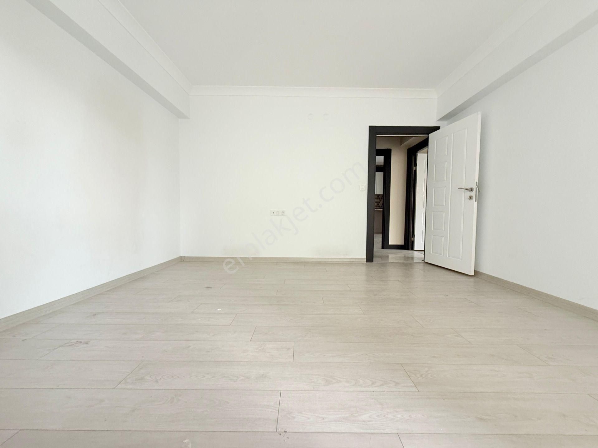 Yıldız'dan Konum Harikası Ara Kat Geniş Cam Balkon Masrafsız 3+1 - Görsel 18