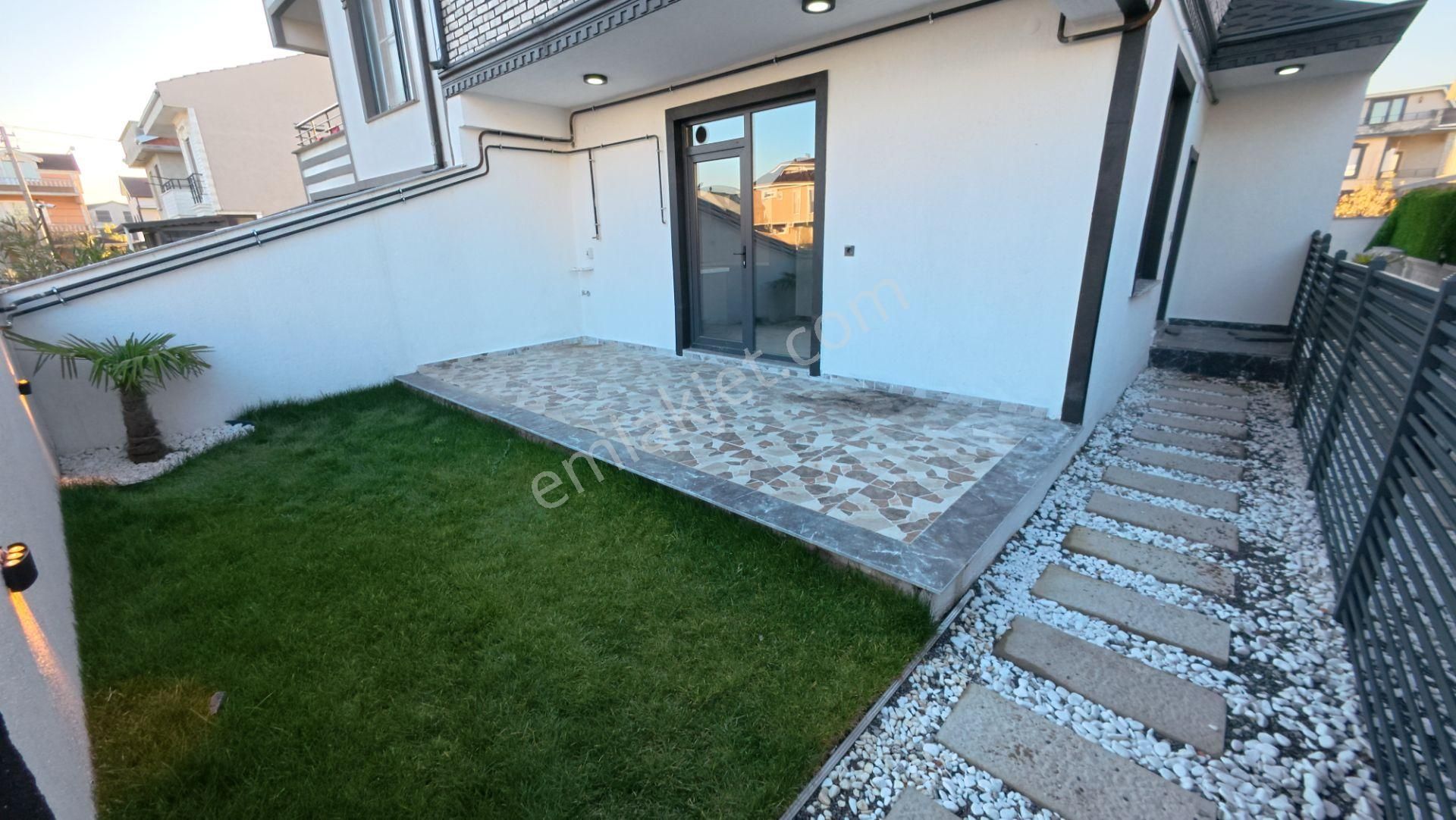 Kocaali De Deniz Gören Ön Cephe, Şık Mutfak Dolaplı 3+1 Villa - Görsel 3