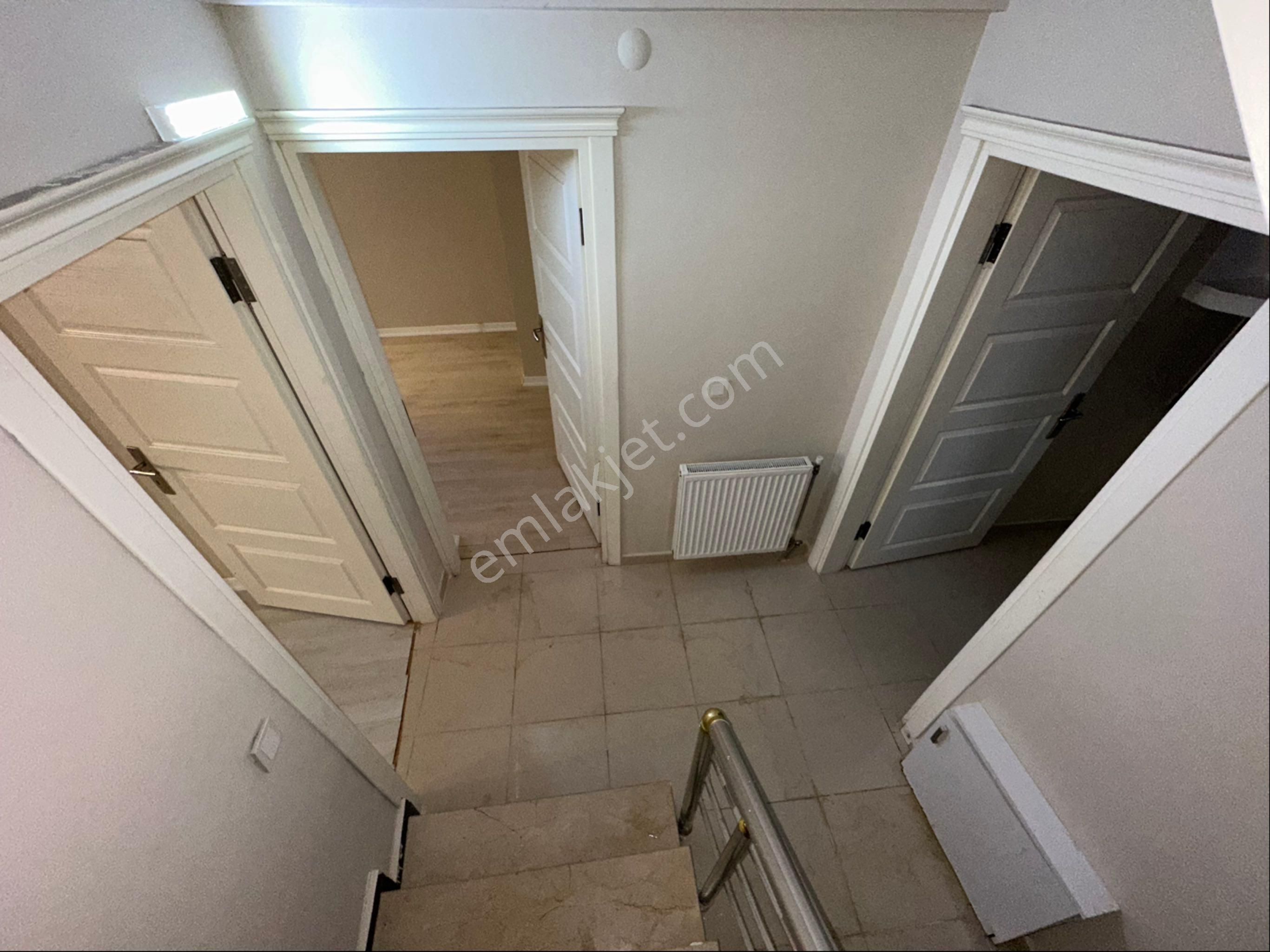 Fatih’in Tarihi Dokusunda, Merkezi Konumda Satılık 3+1 Dubleks Daire - Görsel 9