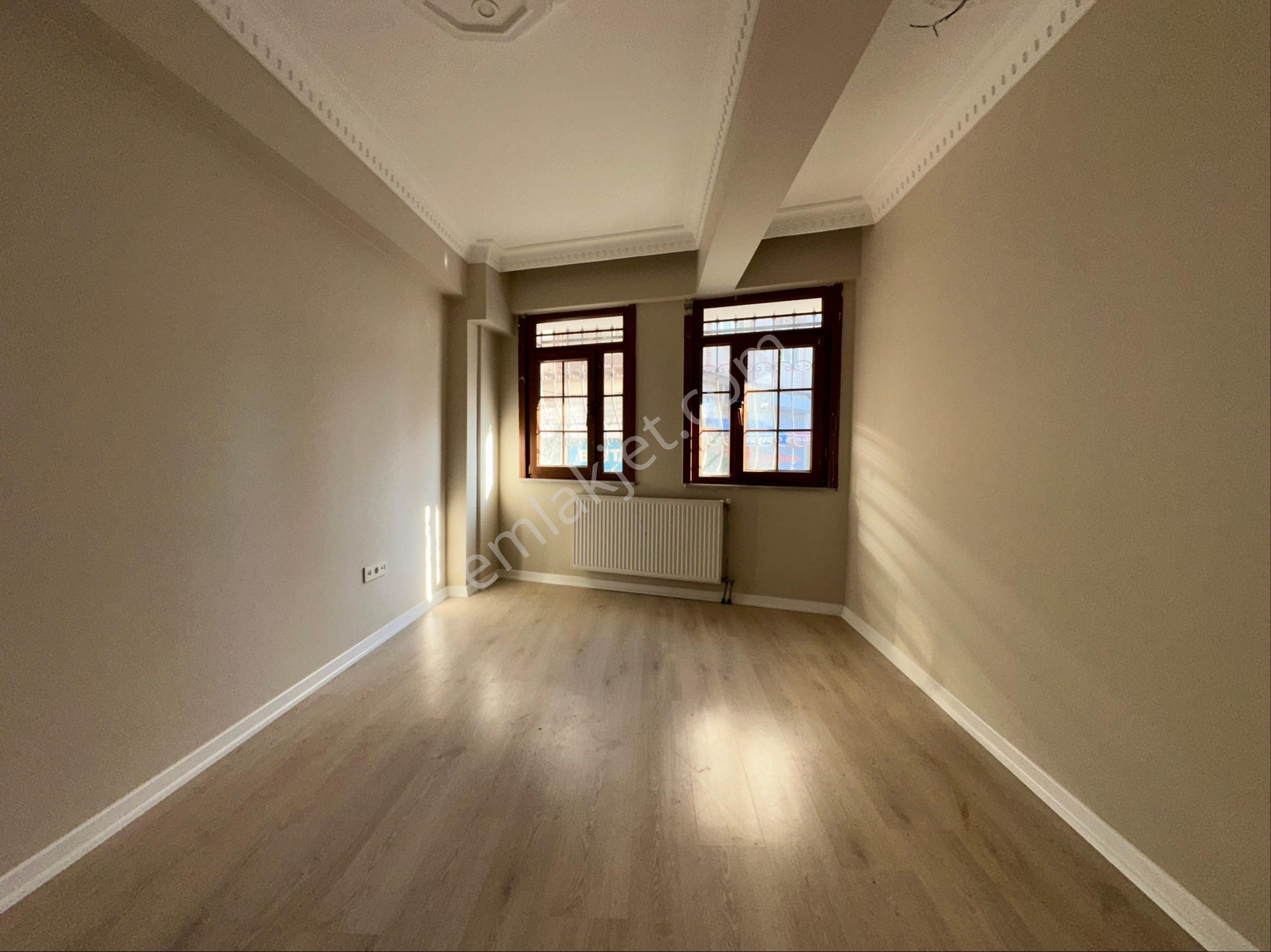 Fatih’in Tarihi Dokusunda, Merkezi Konumda Satılık 3+1 Dubleks Daire - Görsel 24