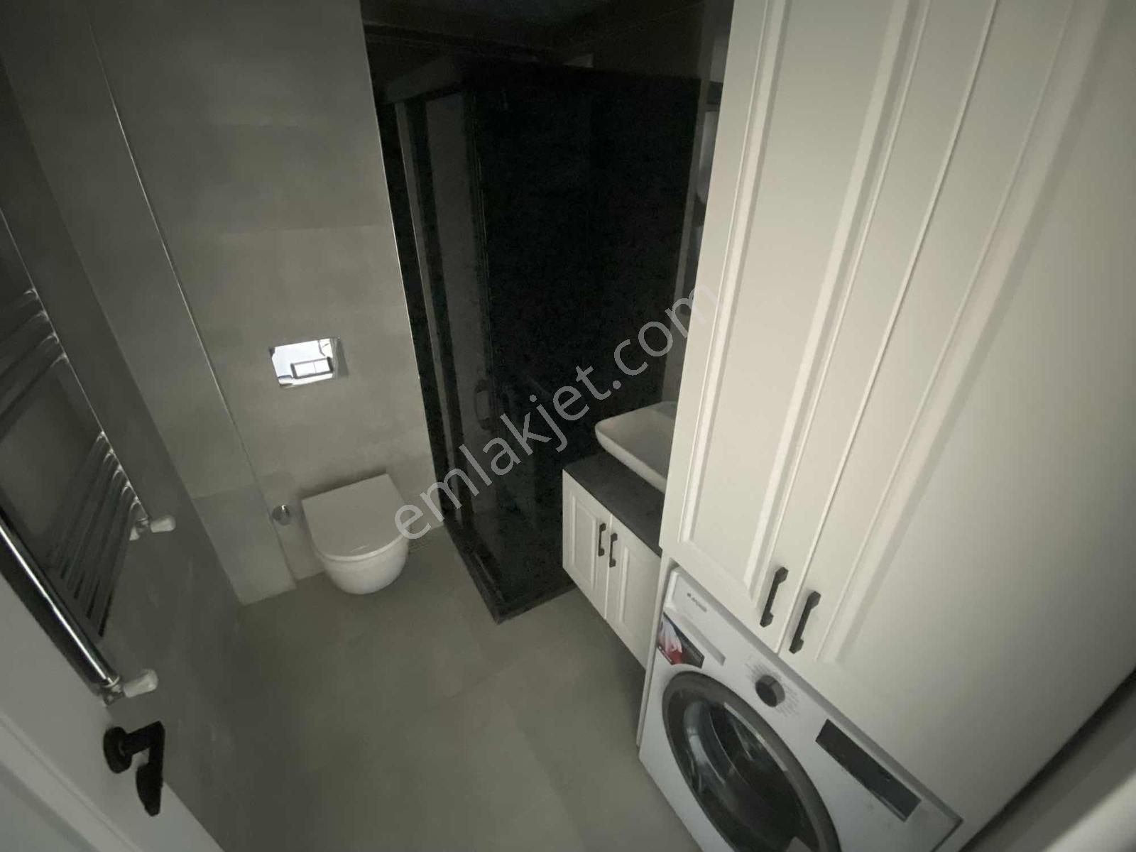 Namlıdan Havuzlu Site İçerisinde Arakat Güvenlikli 1+1 - Görsel 7