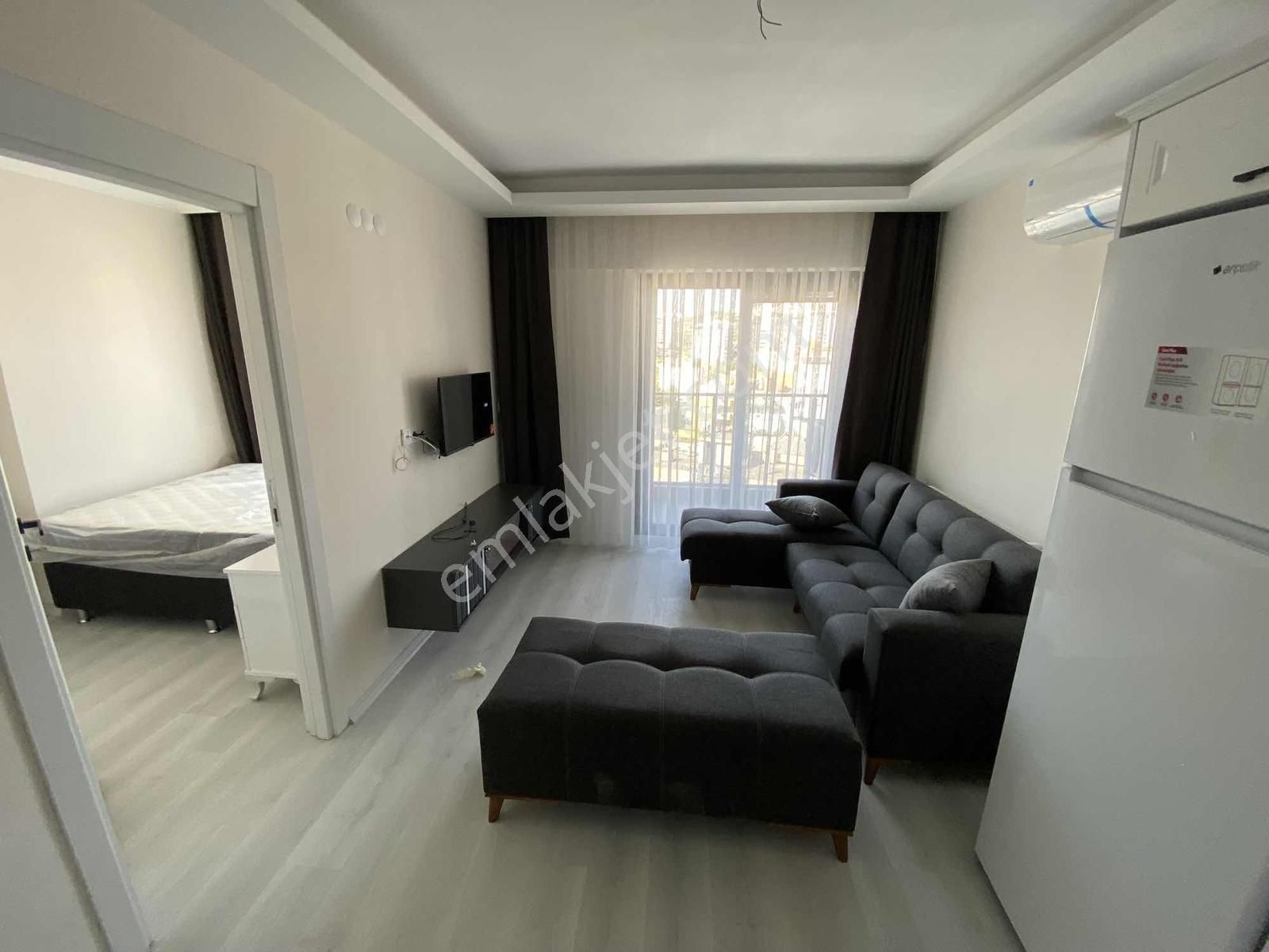 Namlıdan Havuzlu Site İçerisinde Arakat Güvenlikli 1+1 - Görsel 13