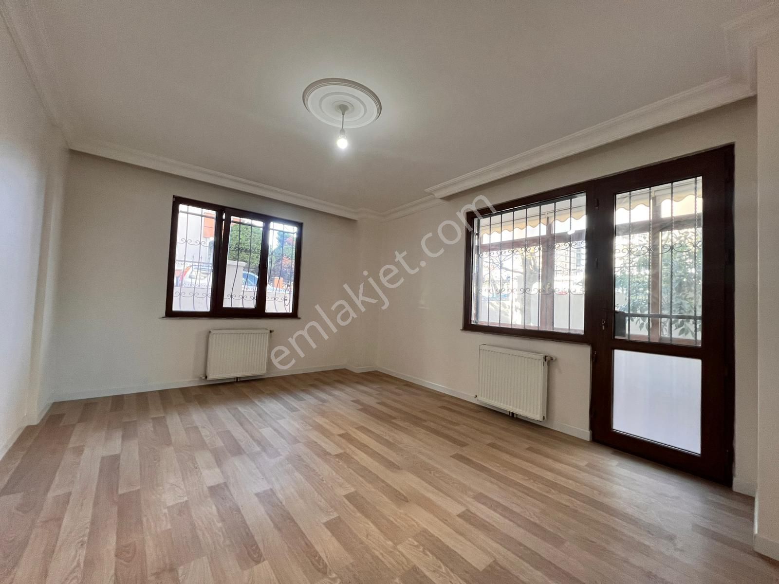 Kaçmaz'dan İdealtepe'de Ayrı Mutfaklı Ön Cephe Balkonlu 2+1 - Görsel 18