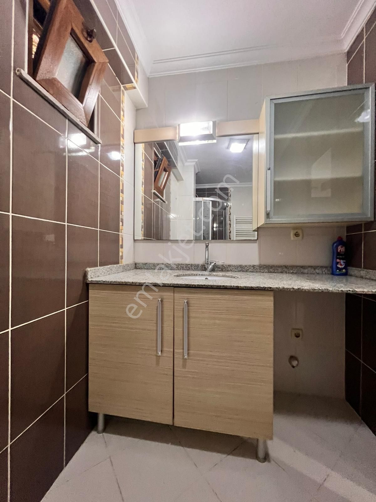 Kaçmaz'dan İdealtepe'de Ayrı Mutfaklı Ön Cephe Balkonlu 2+1 - Görsel 15