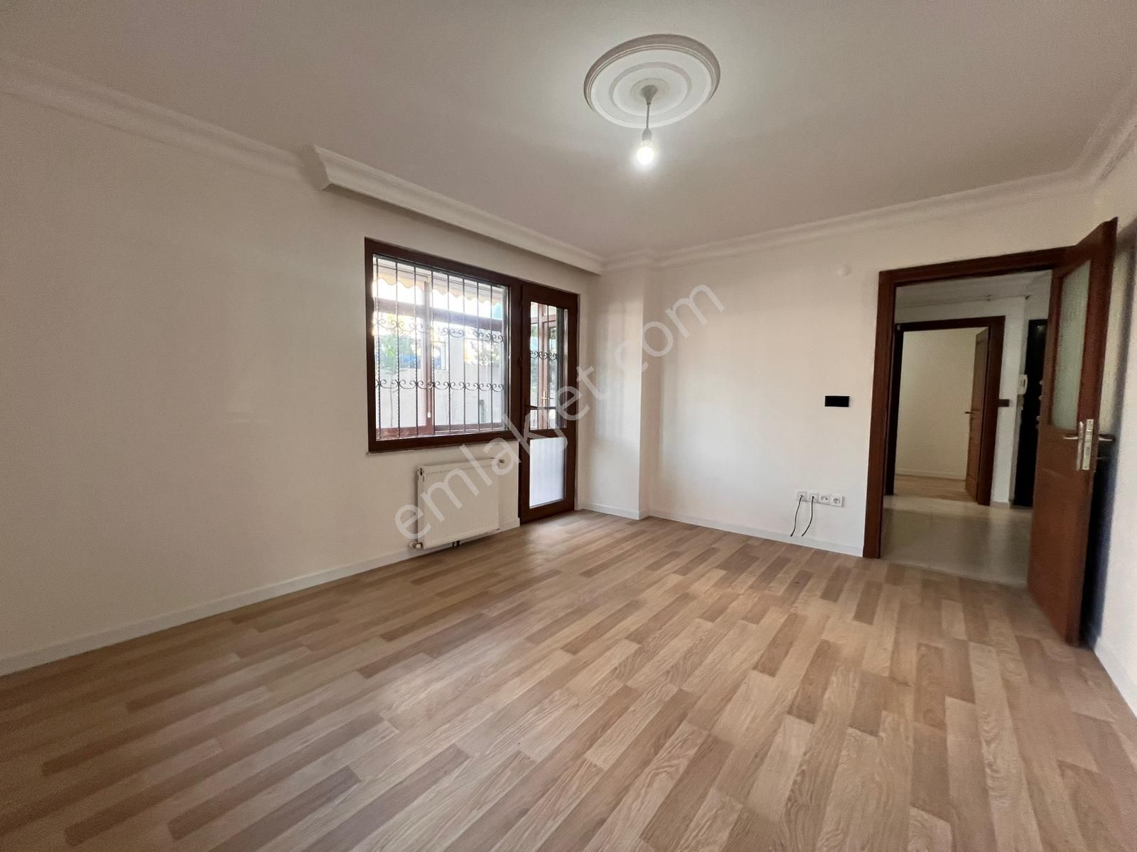 Kaçmaz'dan İdealtepe'de Ayrı Mutfaklı Ön Cephe Balkonlu 2+1 - Görsel 6