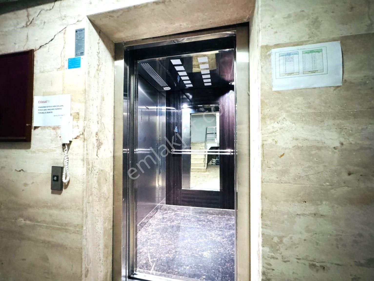 Aygül'den Akçay'da Site İçi Ara Kat Ön Cephe Yüzme Havuzlu Asansörlü Giyinme Odalı 2+1 Satılık Daire - Görsel 33