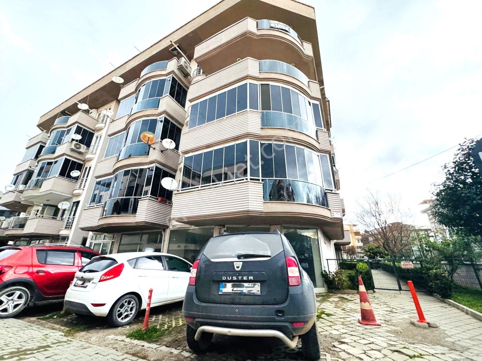Aygül'den Akçay'da Site İçi Ara Kat Ön Cephe Yüzme Havuzlu Asansörlü Giyinme Odalı 2+1 Satılık Daire - Görsel 35